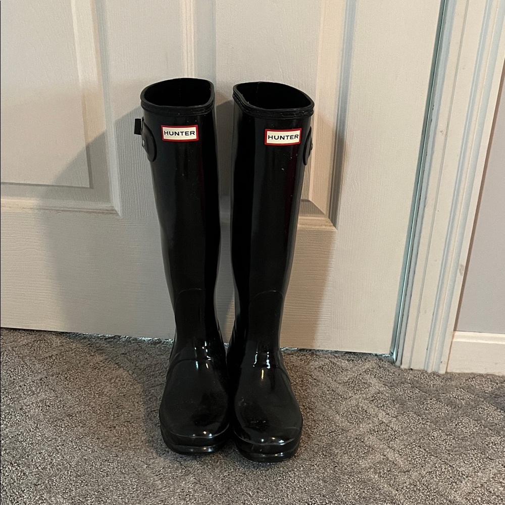 Hunter Glossy Black Rain Boots